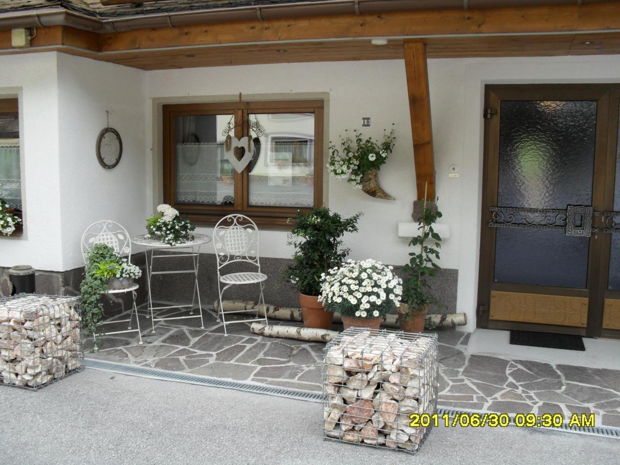 Hotel Haus Elisabeth Sankt Leonhard im Pitztal Exterior foto